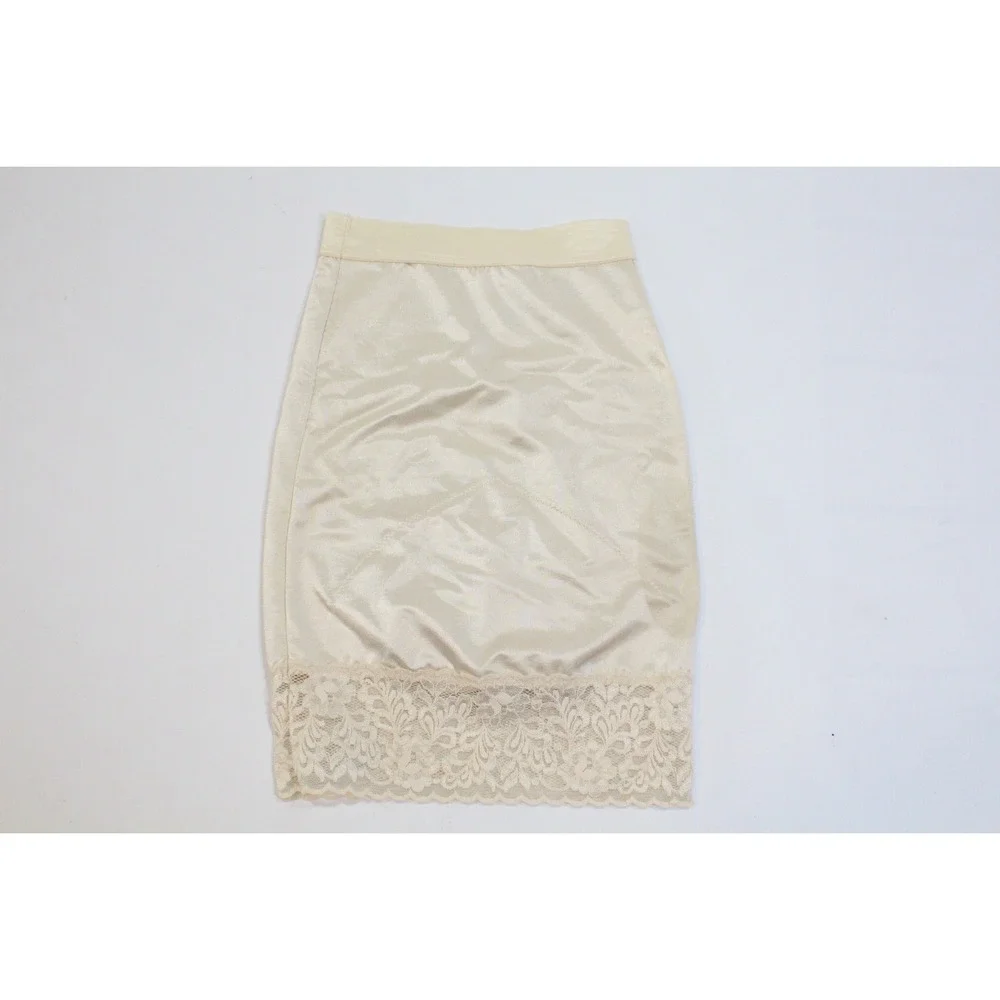 Flexees Vintage Shapewear Skirt Slip Cream Lace Hem Built-in Panty 6850 Size S